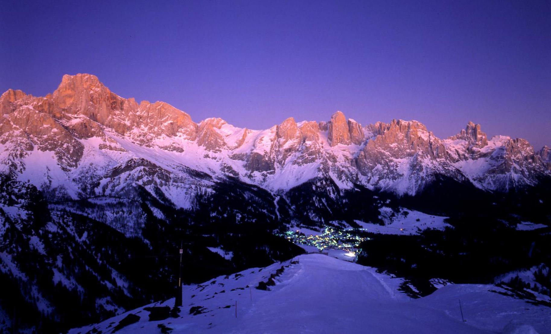Hotel San Martino San Martino Di Castrozza Exterior photo