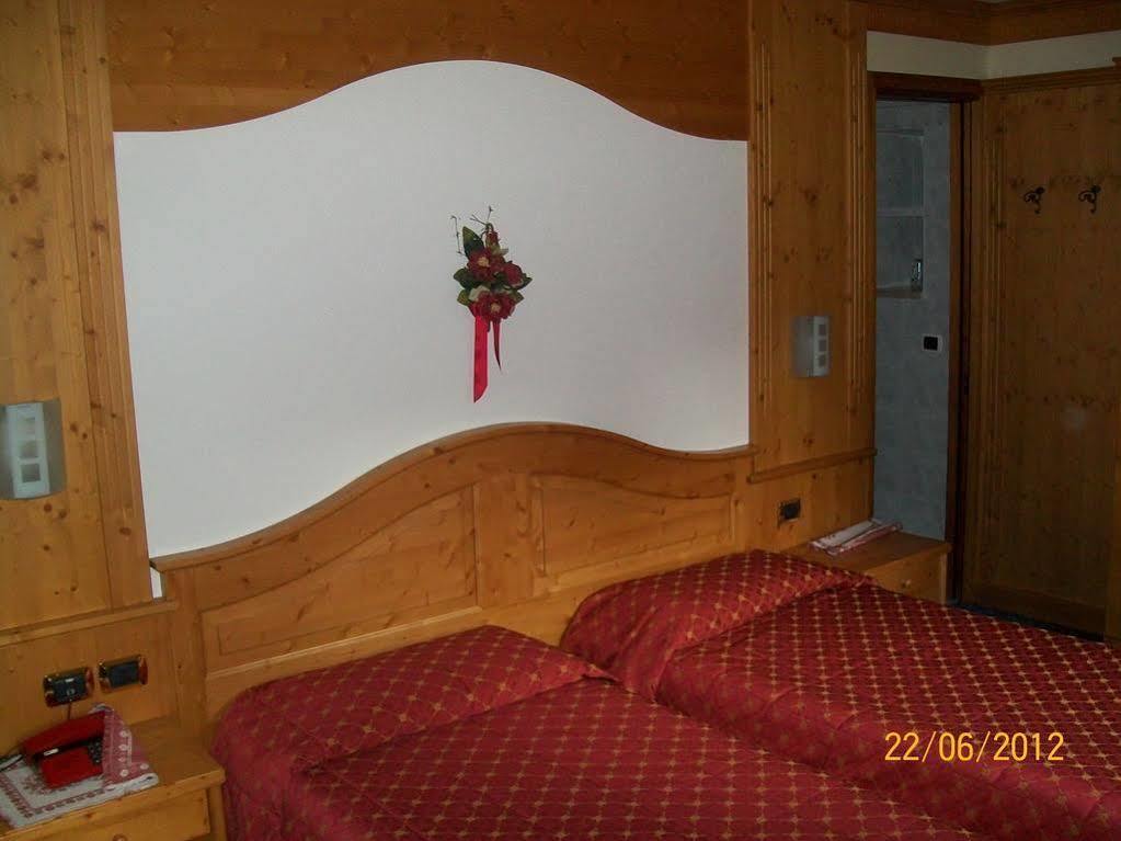Hotel San Martino San Martino Di Castrozza Exterior photo