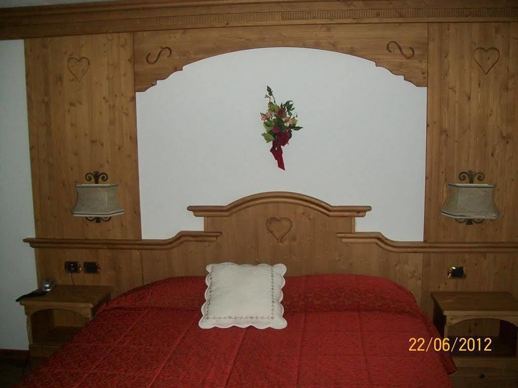 Hotel San Martino San Martino Di Castrozza Exterior photo