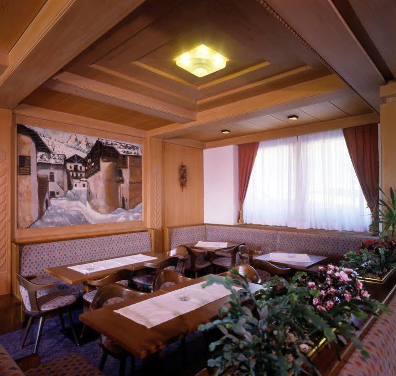 Hotel San Martino San Martino Di Castrozza Exterior photo